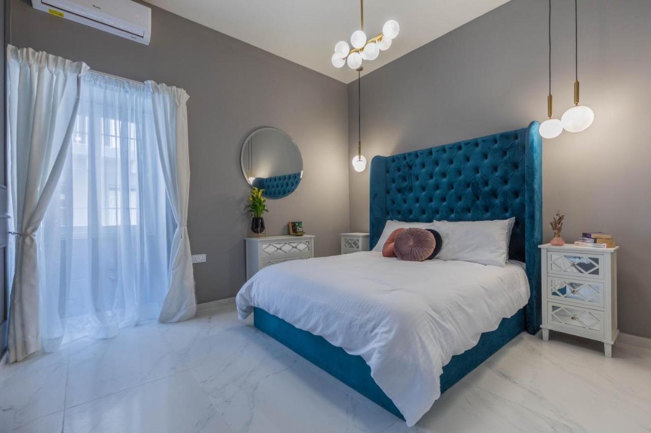 New & Unique Apartment - A 5 Minutes Ferry To Capital City Of Valletta 센글리아 외부 사진
